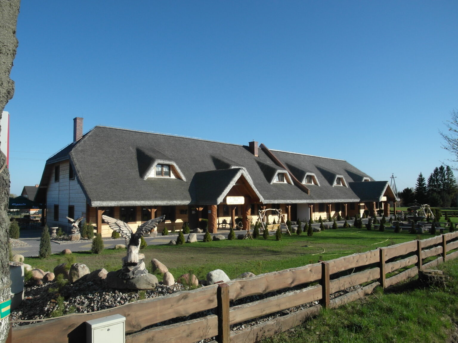karczmy-hotele-drewniane-budowanie-firma (17)